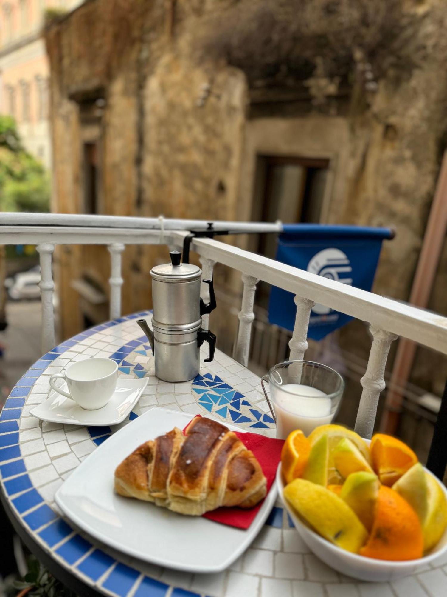 Napoli Museo Bed And Breakfast Exterior photo